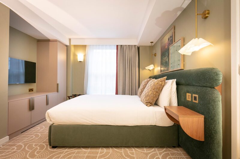 Room 134 (12)
