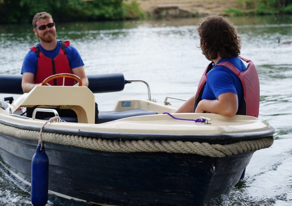 Motorboat hire at The Lensbury Watersport Centre in Teddington