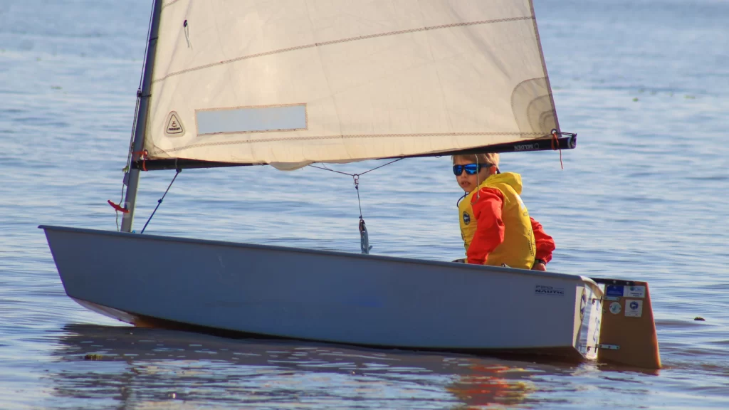 Kids sailing at The Lensbury Watersports Centre