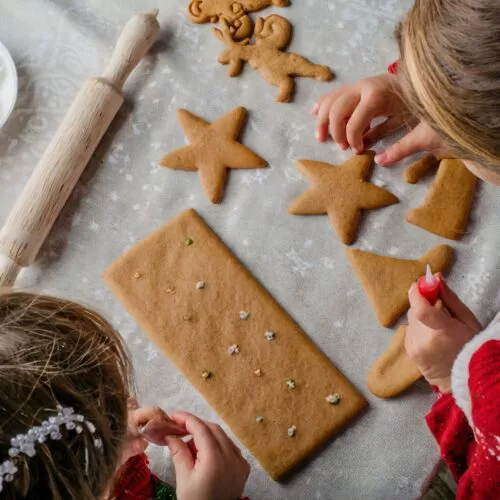 Kids Decorating Gingerbread