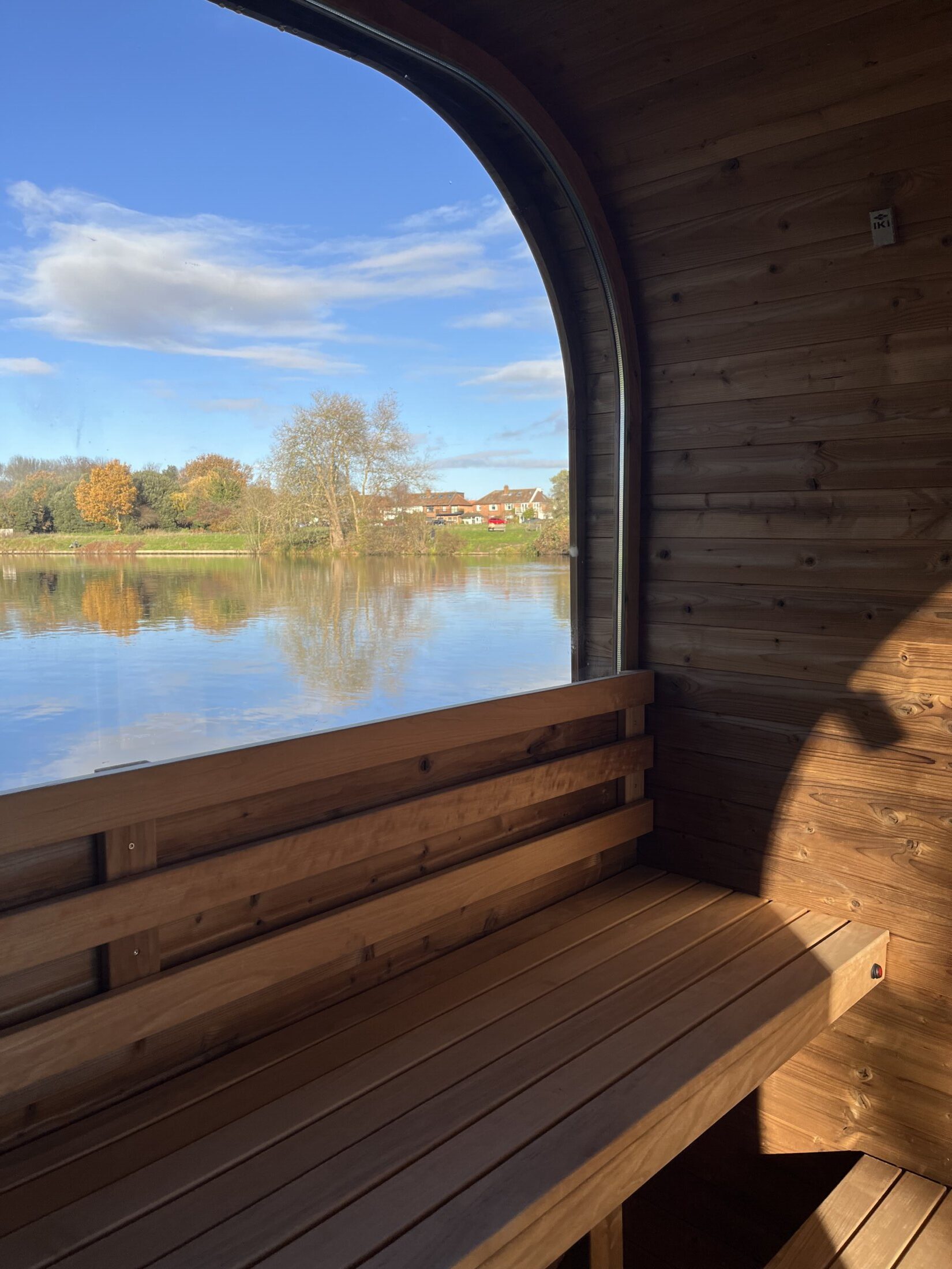 Temz floating sauna Teddington